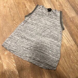W5 Heathered Grey top - 3/$20 or 4/$25